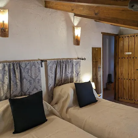 Casa Kisi Cottage, Rural Boutique בית הארחה 2*